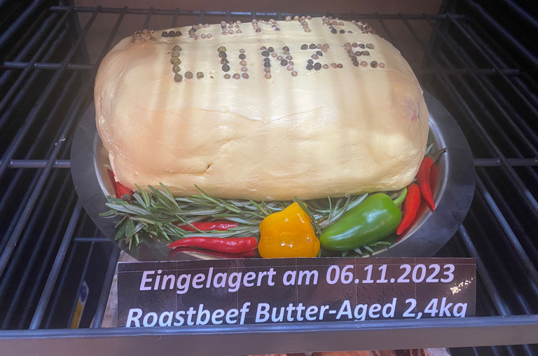 Butter Aged-Beef im Reifeschrank des E-Centers Lunze